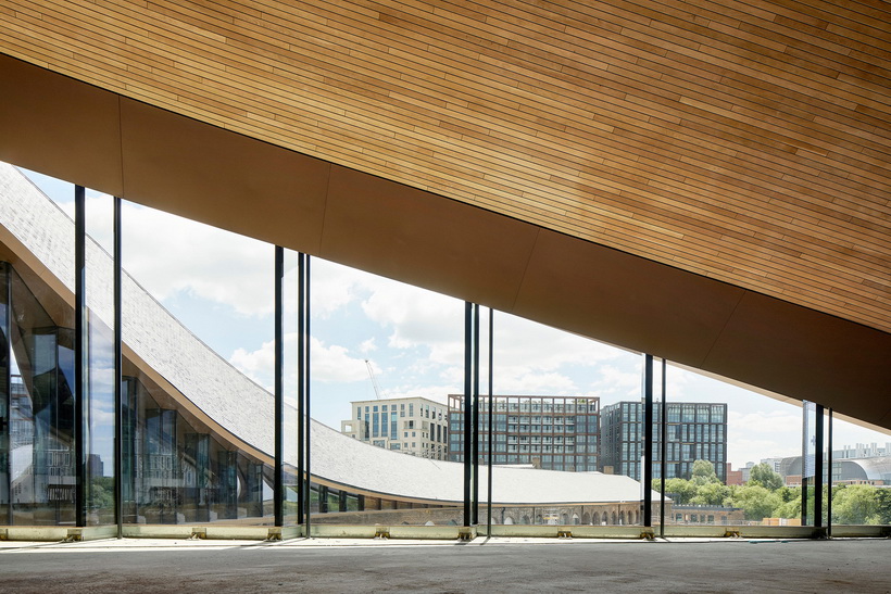 Heatherwick-Studio_Coal-Drops-Yard_n7_Credit_Hufton_Crow.jpg