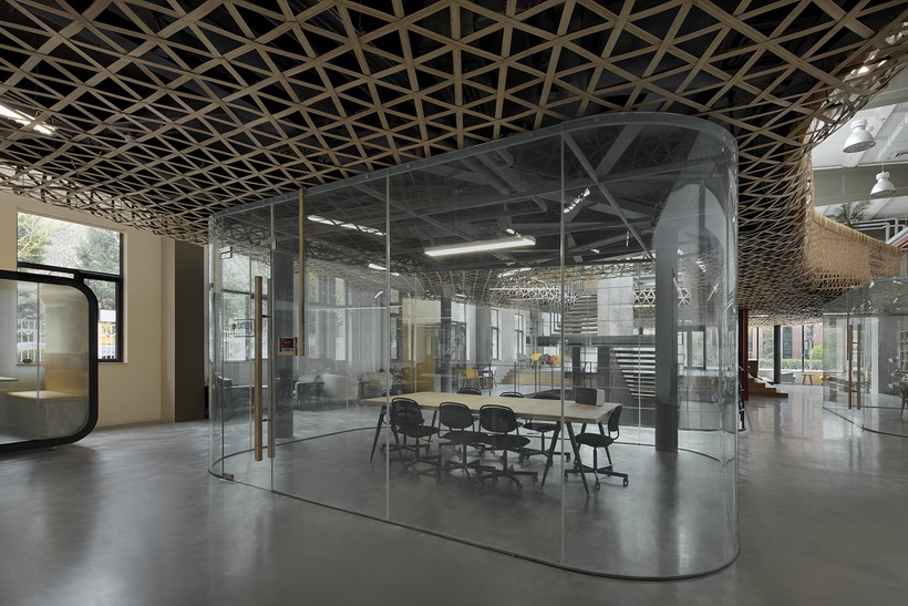 mafengwo-phase2-SYN-architects-15-bamboo-meeting-room.jpg
