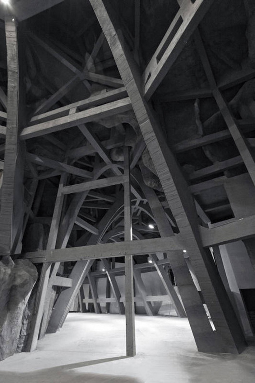 1542177452409205.jpg stringio (1).jpg